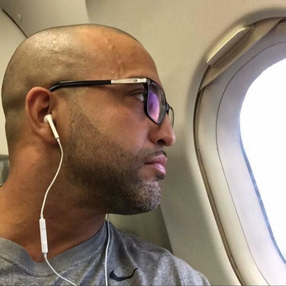 Meet your Posher, Carlos